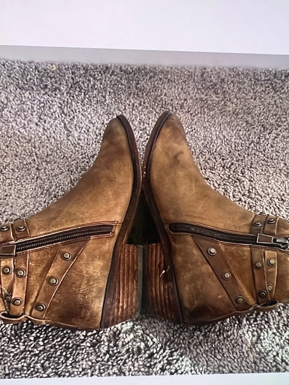 Leather stack heel
Booties - Picture 5 of 10